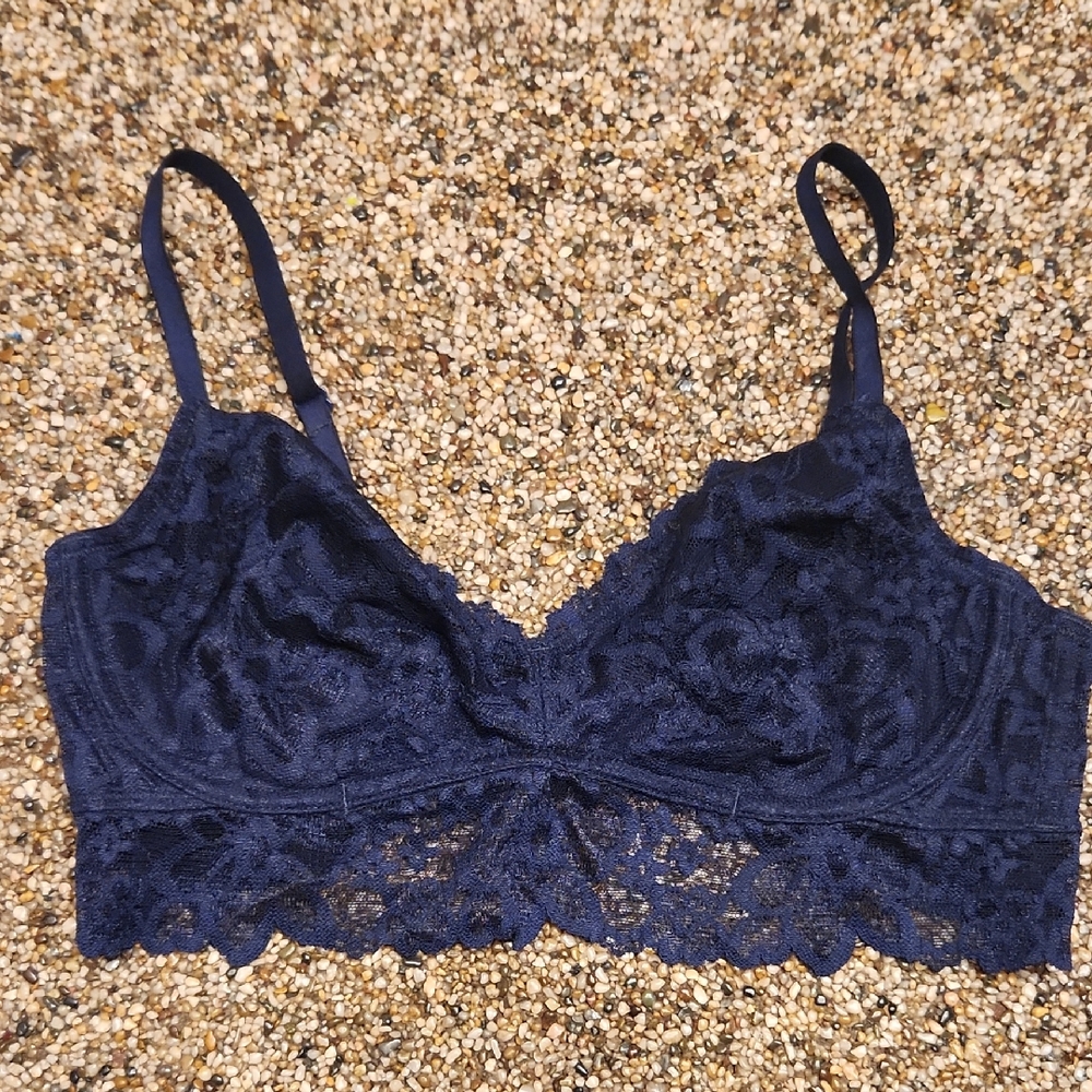 PINK‎ Victoria Secrets Blue Lace Bralette,  Size Medium